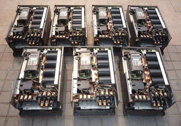 變頻器控制電機需要設(shè)定哪些參數(shù)——西安泰富西瑪電機(西安西瑪電機集團(tuán)股份有限公司)官方網(wǎng)站 變頻器控制電機需要設(shè)定哪些參數(shù)——西安泰富西瑪電機(西安西瑪電機集團(tuán)股份有限公司)官方網(wǎng)站
