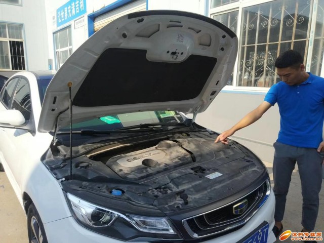 轎車新買一年半 離合專用電機(jī)器多次出故障 4S店：車輛涉